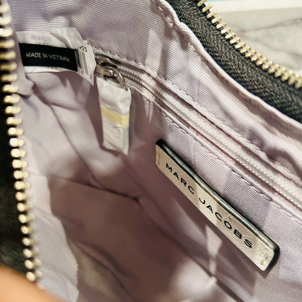 Marc Jacobs Mini Crescent Leather Crossbody Bag NWT - Picture 10 of 12